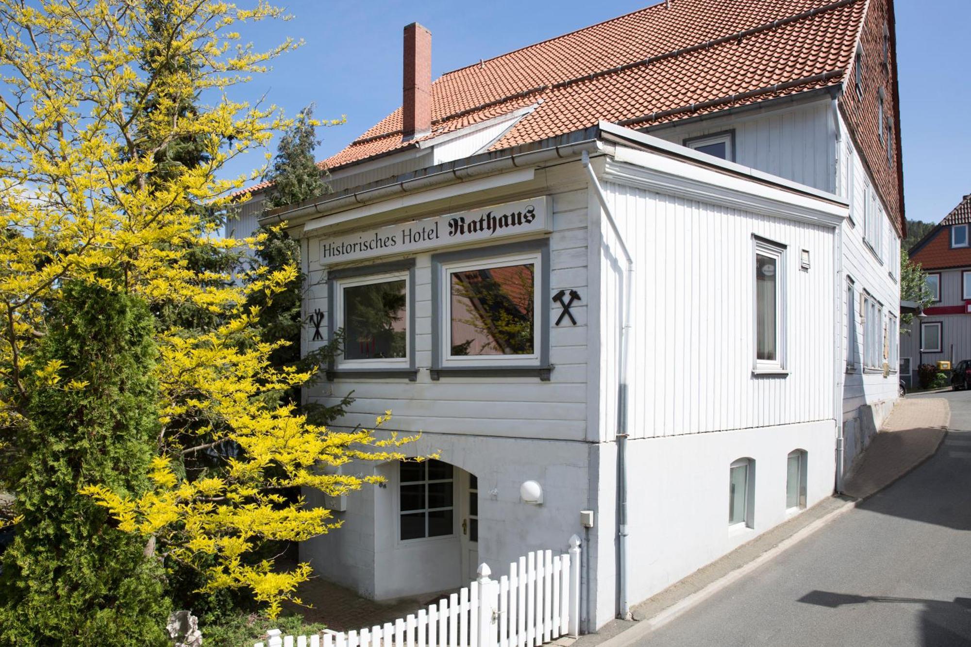 Historisches Hotel Rathaus Lautenthal Exterior photo
